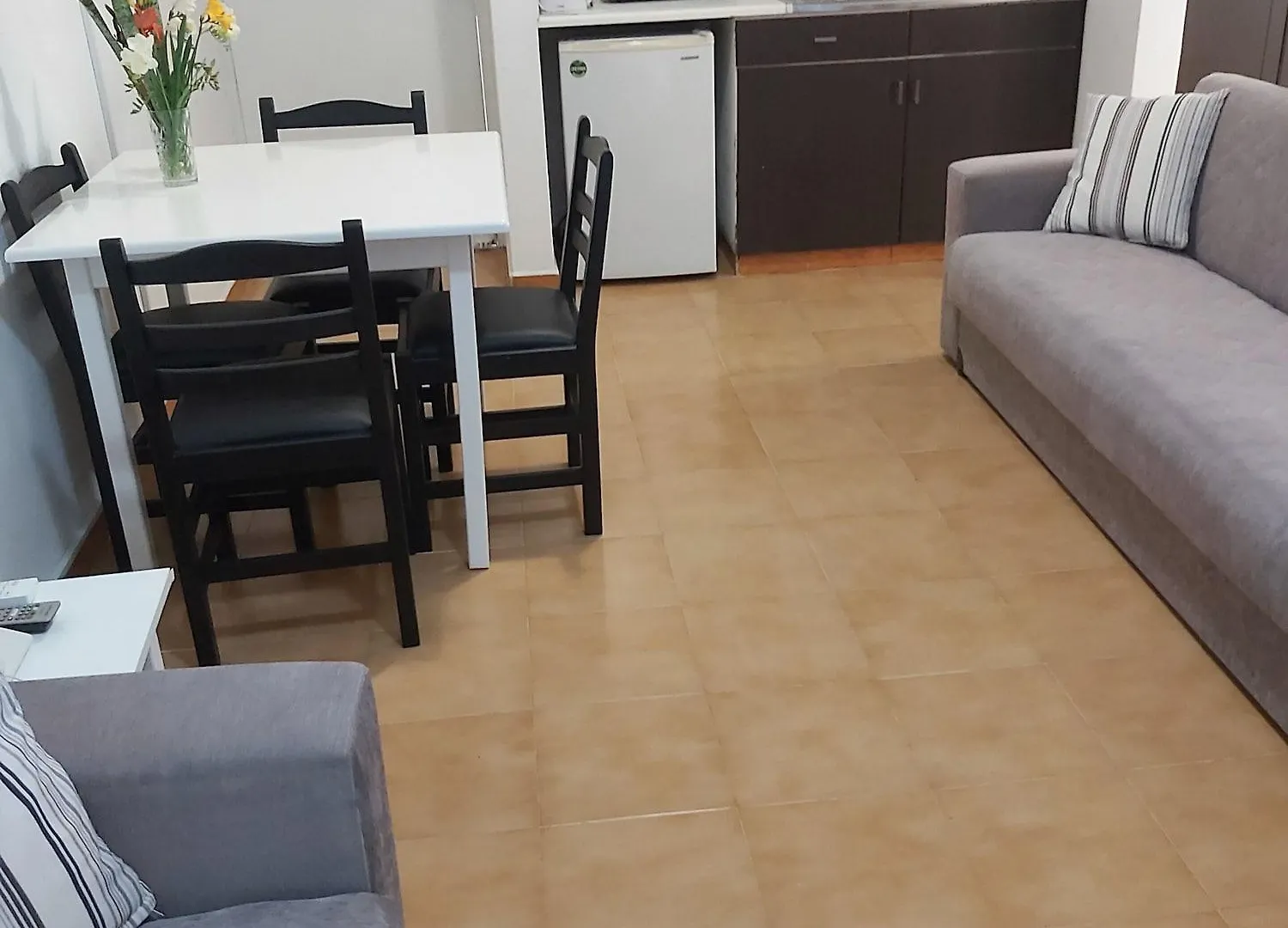 איה נאפה A Maos Hotel Apartments איה נאפה