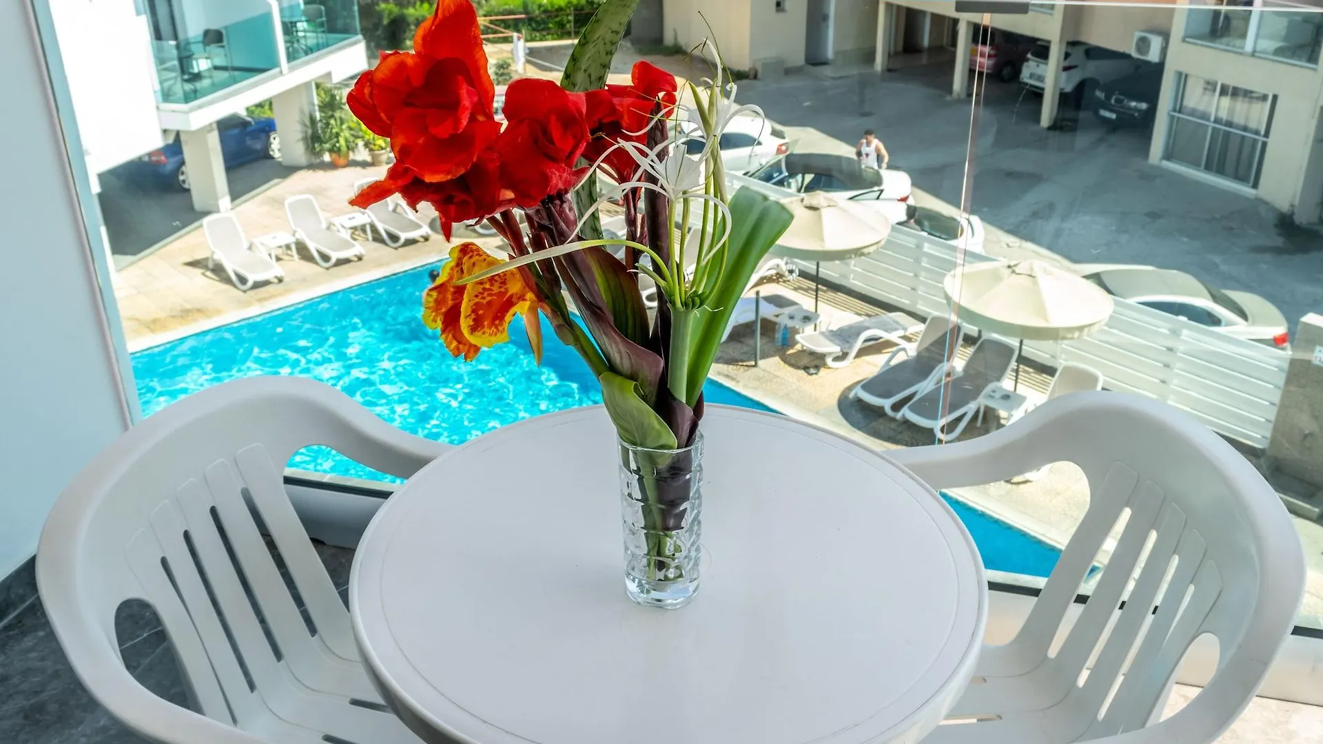איה נאפה A Maos Hotel Apartments 3*, איה נאפה קפריסין
