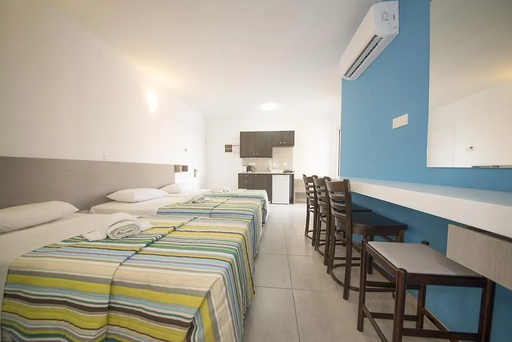 *** מלון דירות איה נאפה A Maos Hotel Apartments קפריסין