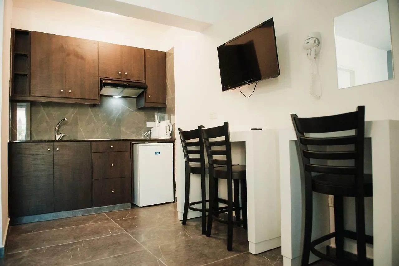 איה נאפה A Maos Hotel Apartments קפריסין
